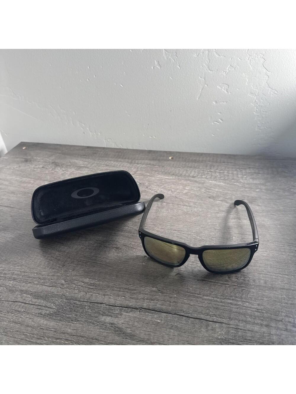 OAKLEY Holbrook Black Flag Logo Sunglasses OO9102 - T855 With Hard Case